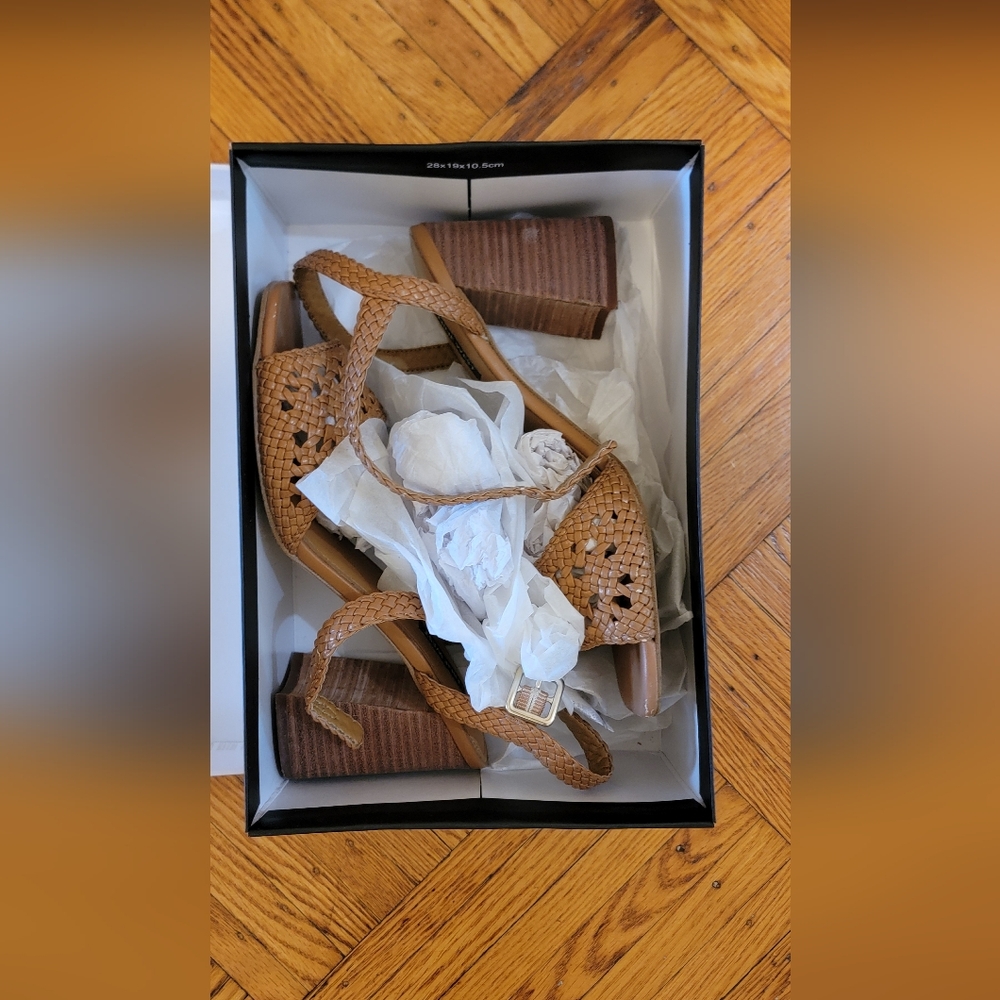 Gwenny Woven City Sandals